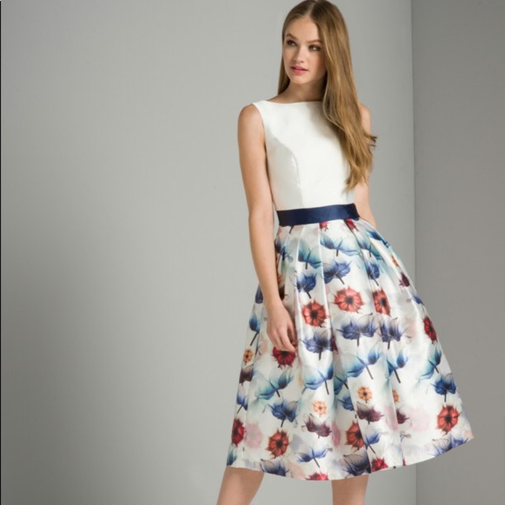 Chi chi London dress